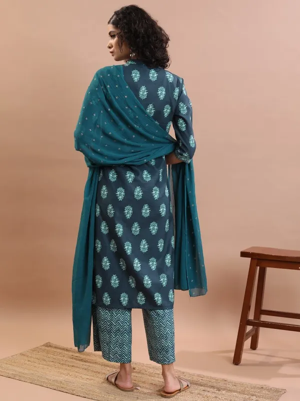  Vishudh Women Teal Printed Kurta Sets