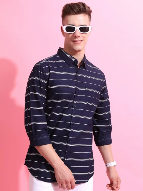  Highlander Men Navy Blue Striped Slim Fit Casual Shirts