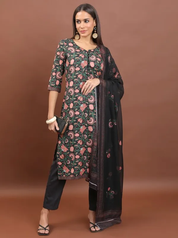  Ketch Women Black Kurta Sets