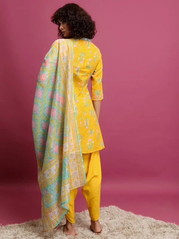 Women Kurta With Dhoti Pant & Dupatta