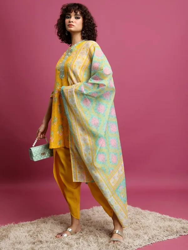 Women Kurta With Dhoti Pant & Dupatta