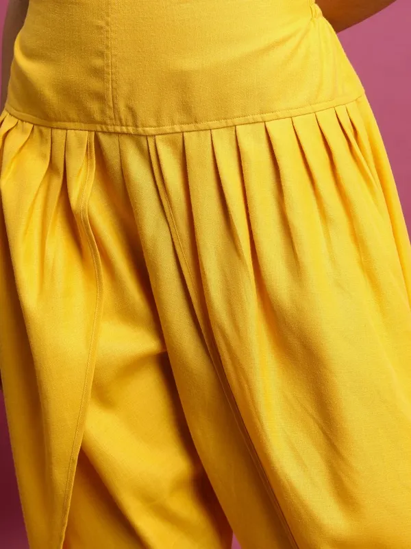 Women Kurta With Dhoti Pant & Dupatta