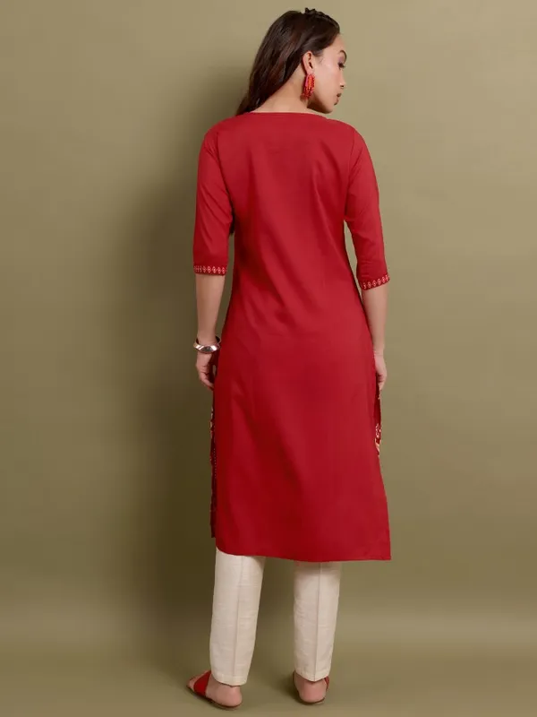  Ketch Women Red Printed Straight Kurtas