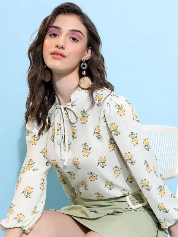  Tokyo Talkies Women Off White Printed Regular Tops
