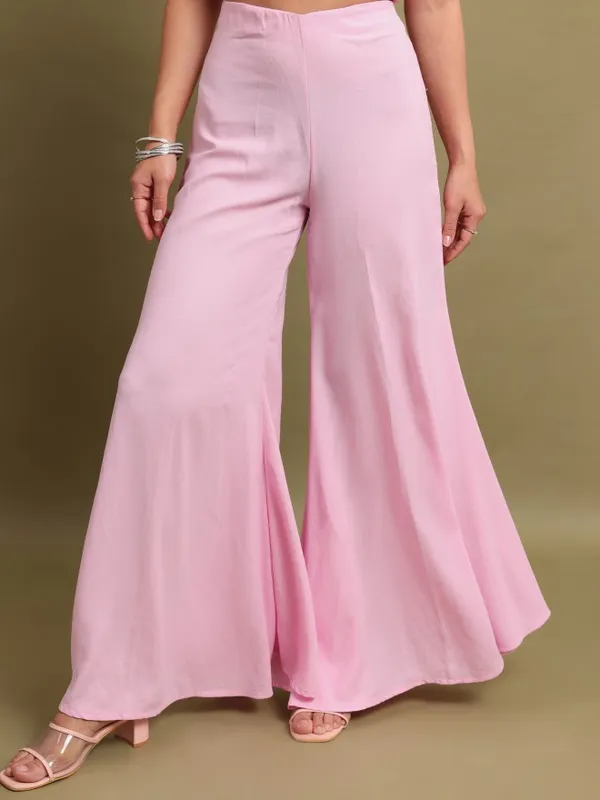 Women Kurta With Palazzos & Dupatta