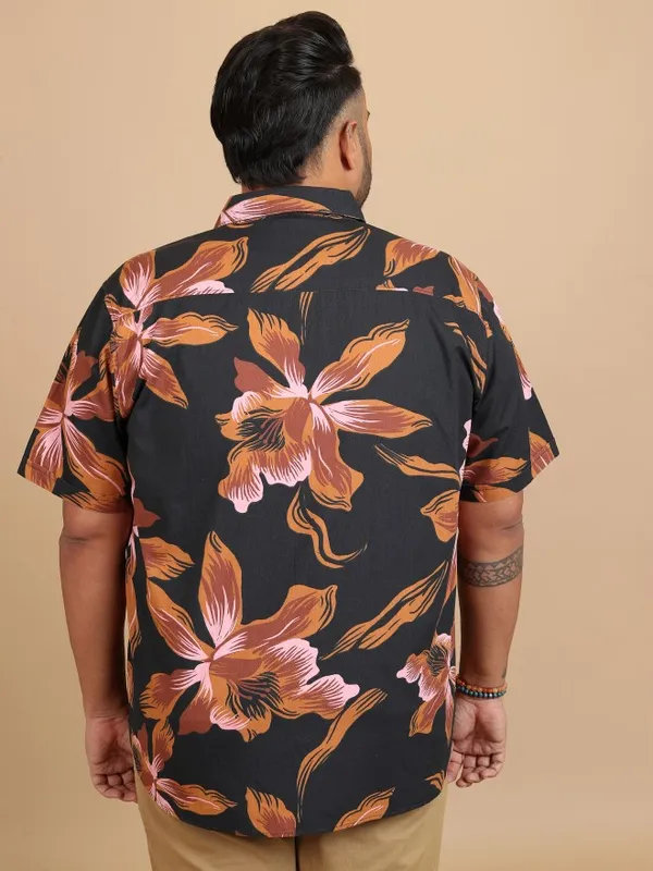 Xtra Ordinary By Highlander Men Black Printed Regular Fit Casual Shirts