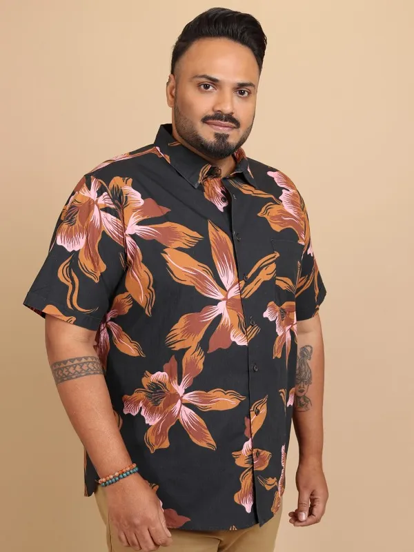  Xtra Ordinary By Highlander Men Black Printed Regular Fit Casual Shirts