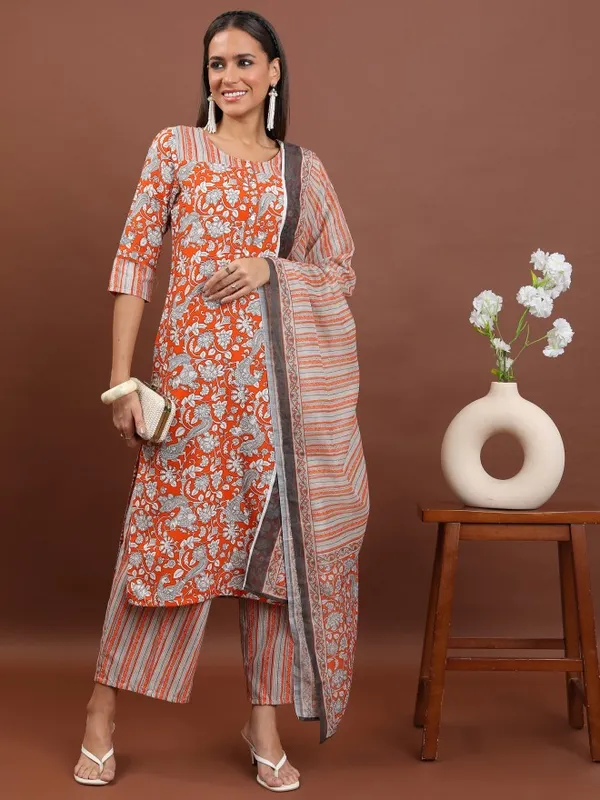 Women Kurta With Palazzo And Dupatta