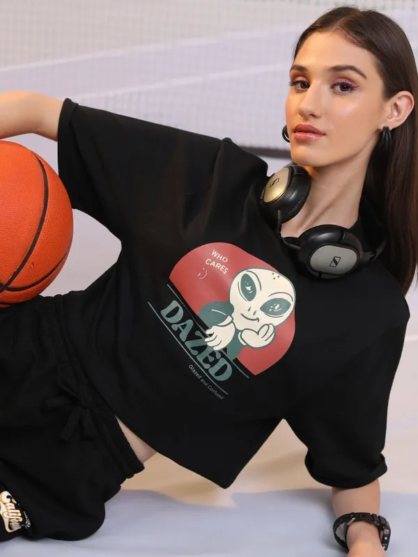 Tokyo Talkies Women Black Printed Round Neck T-Shirts