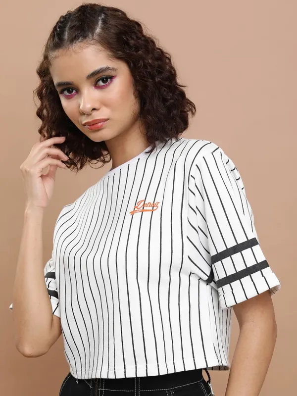  Tokyo Talkies Women White Striped Round Neck T-Shirts