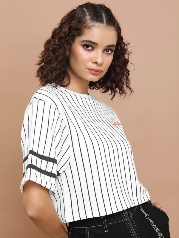  Tokyo Talkies Women White Striped Round Neck T-Shirts