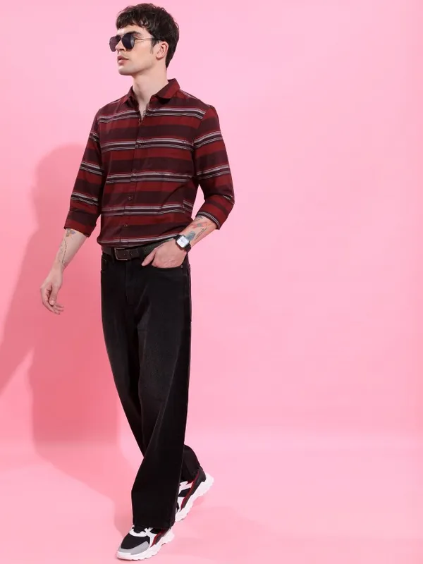 Men Slim Fit Casual Shirt