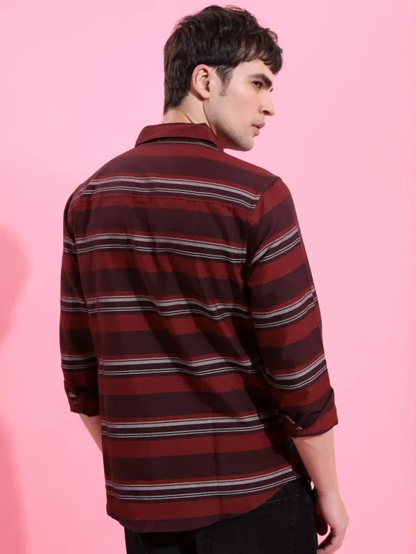 Men Slim Fit Casual Shirt