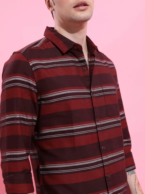 Men Slim Fit Casual Shirt