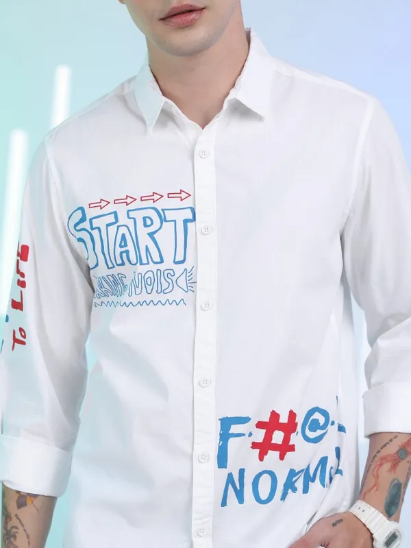  Highlander Men White Printed Slim Fit Casual Shirts