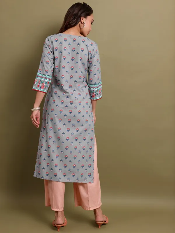  Vishudh Women Grey Printed Straight Kurtas