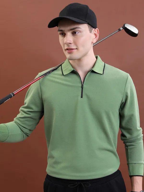  Highlander Men Green Solid Polo Collar T-Shirts