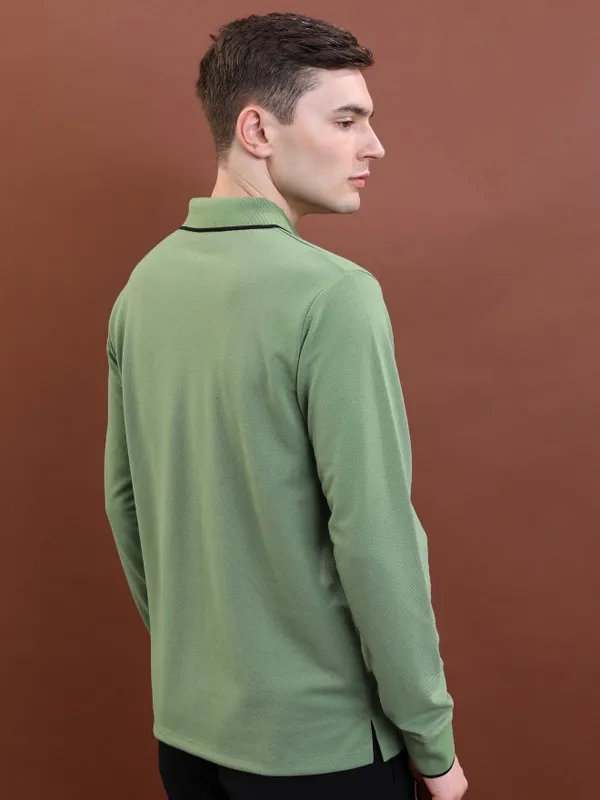  Highlander Men Green Solid Polo Collar T-Shirts