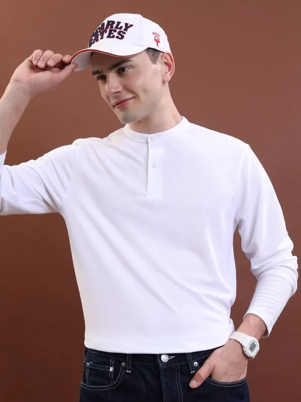 Men Solid Mandarin Collar T-Shirt