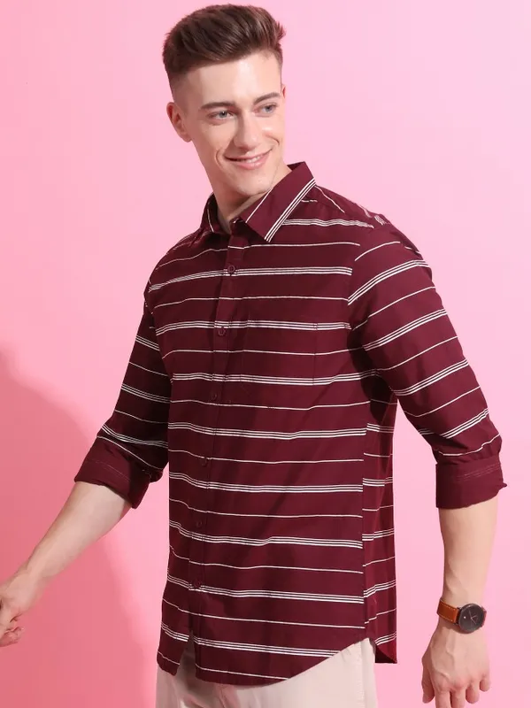 Men Slim Fit Casual Shirt