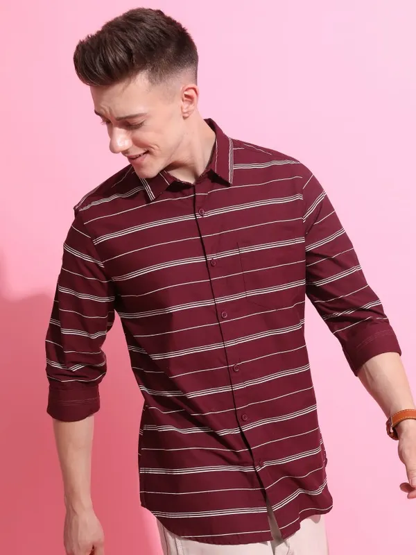 Men Slim Fit Casual Shirt