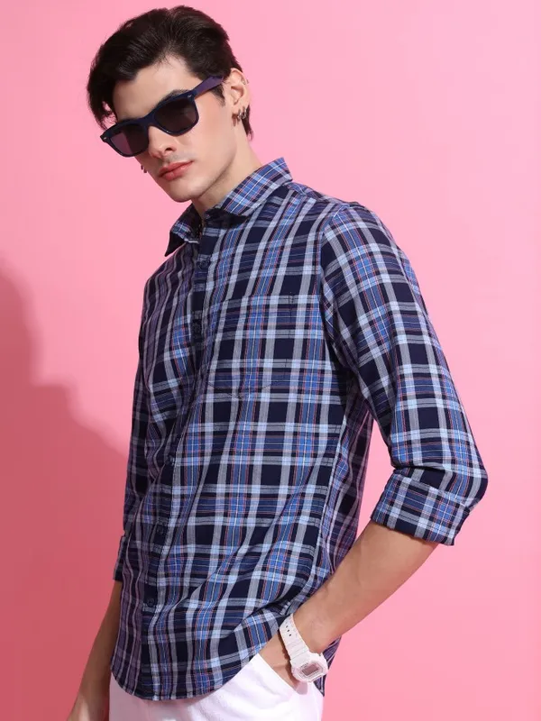 Men Slim Fit Casual Shirt