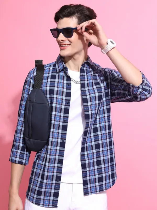 Men Slim Fit Casual Shirt