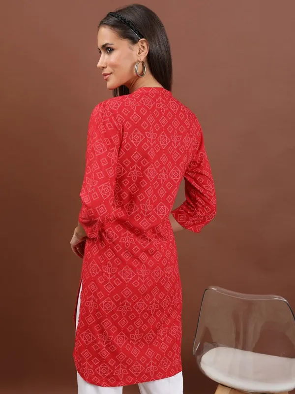  Vishudh Women Red Printed Tunics