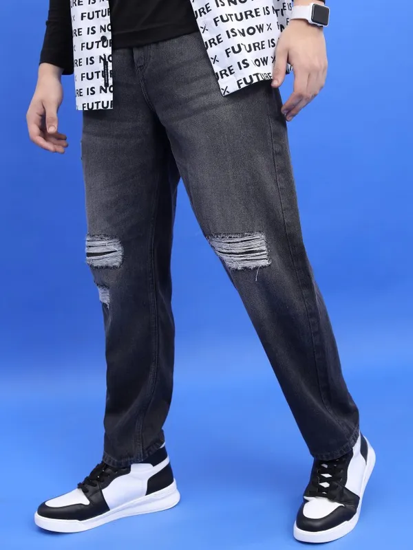  Highlander Men Grey Straight Fit Highly Distressed Jeans