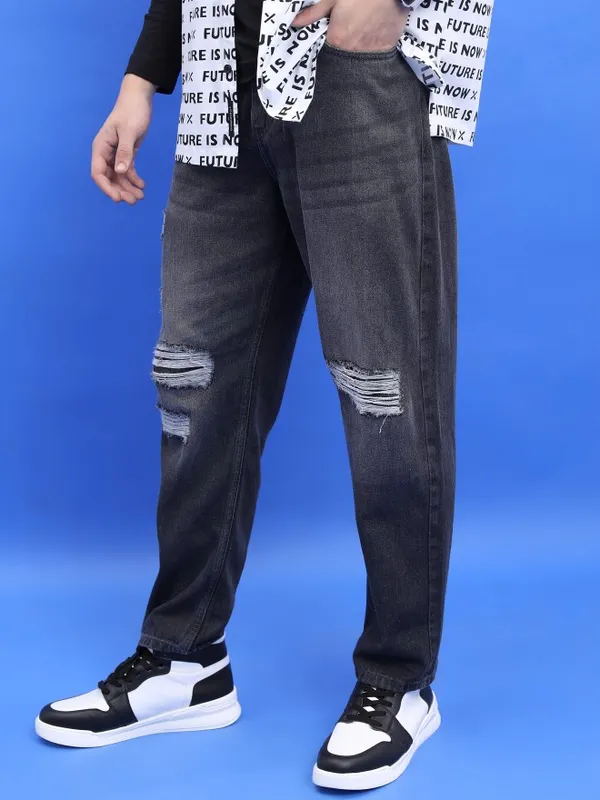  Highlander Men Grey Straight Fit Highly Distressed Jeans