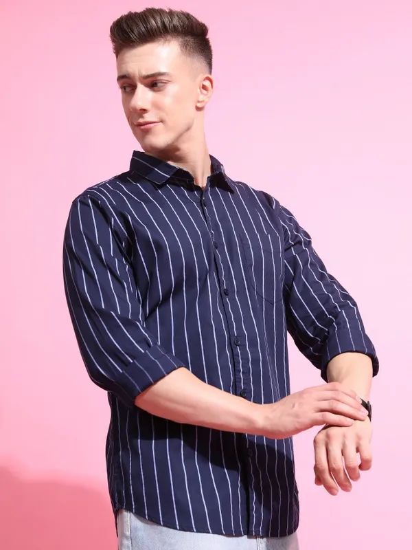 Men Slim Fit Casual Shirt