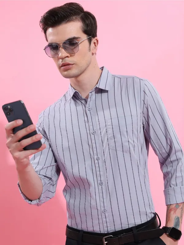 Men Slim Fit Casual Shirt