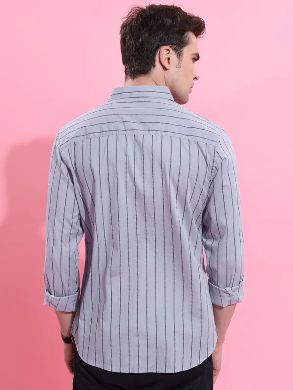 Men Slim Fit Casual Shirt