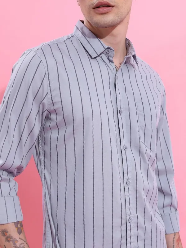 Men Slim Fit Casual Shirt