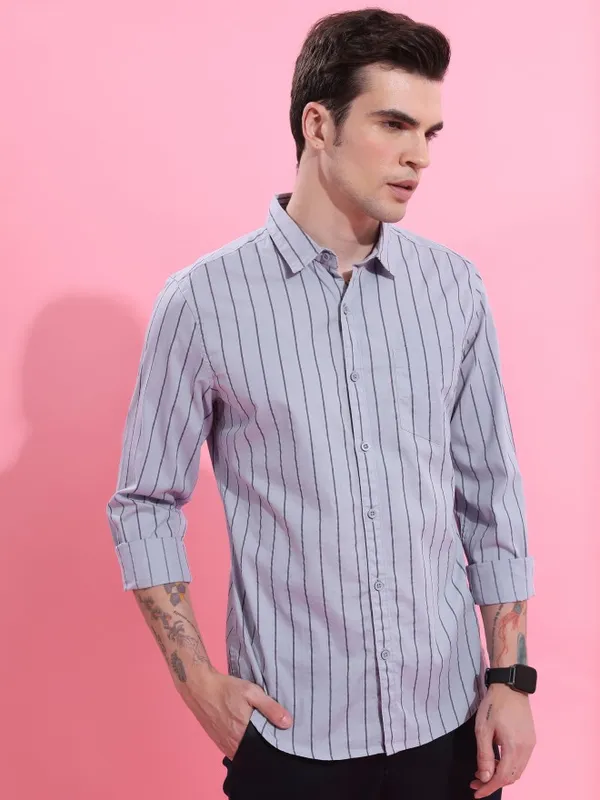Men Slim Fit Casual Shirt