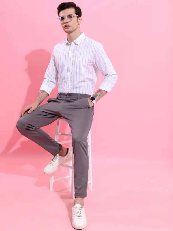  Ketch Men White Striped Slim Fit Casual Shirts