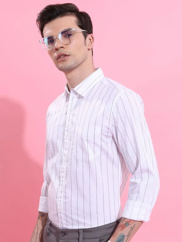  Ketch Men White Striped Slim Fit Casual Shirts