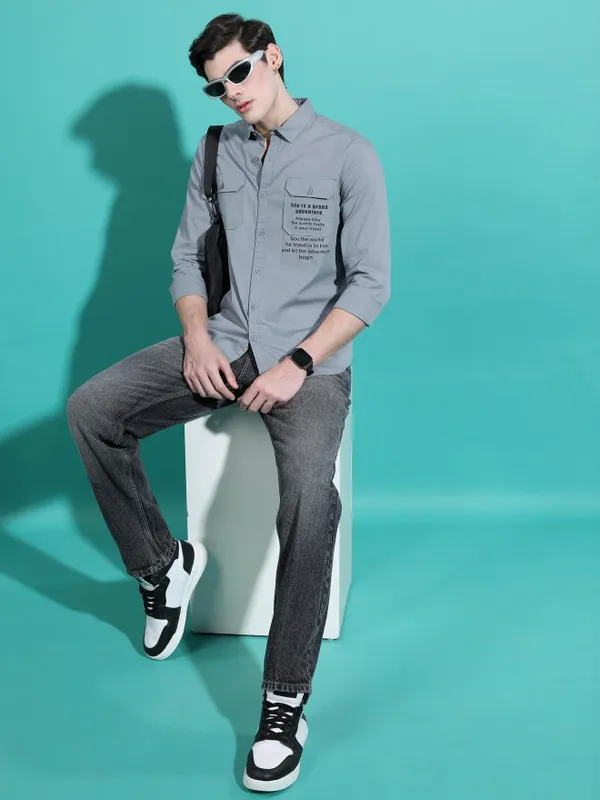  Highlander Men Grey Printed Slim Fit Casual Shirts