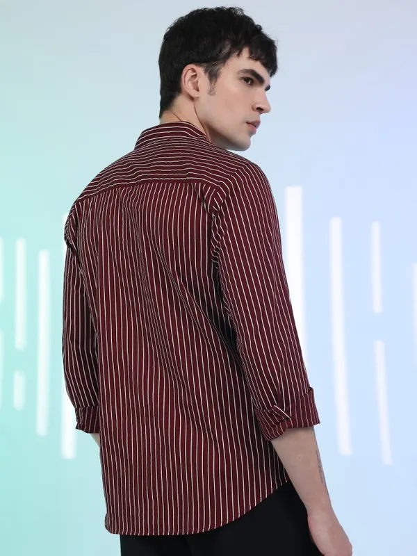  Highlander Men Maroon Striped Slim Fit Casual Shirts