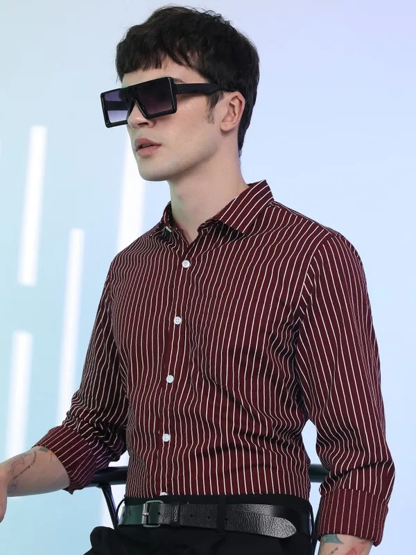  Highlander Men Maroon Striped Slim Fit Casual Shirts