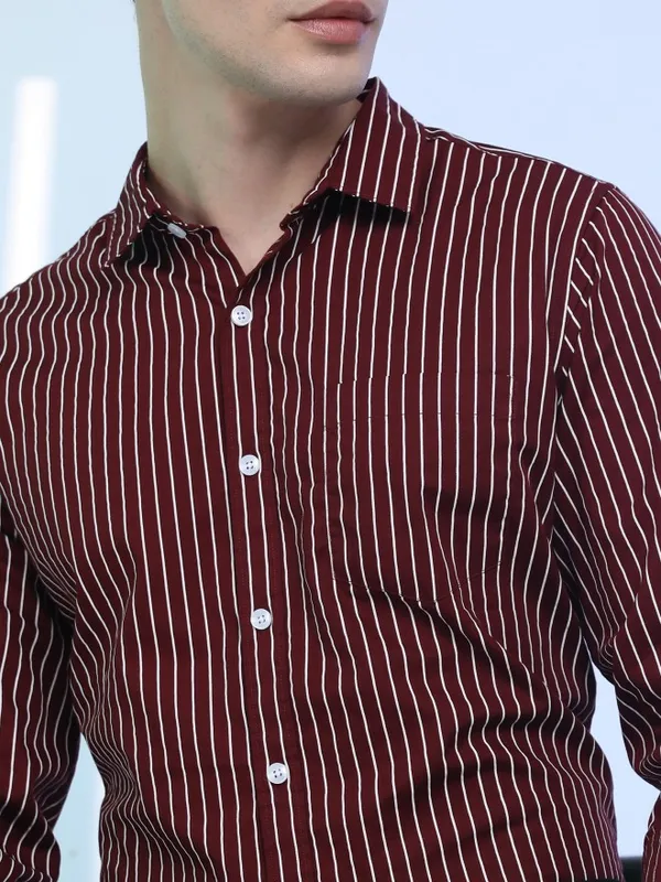  Highlander Men Maroon Striped Slim Fit Casual Shirts