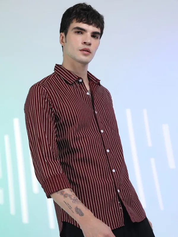  Highlander Men Maroon Striped Slim Fit Casual Shirts