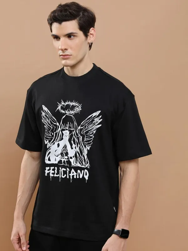 Unisex Round Neck Solid T-Shirt