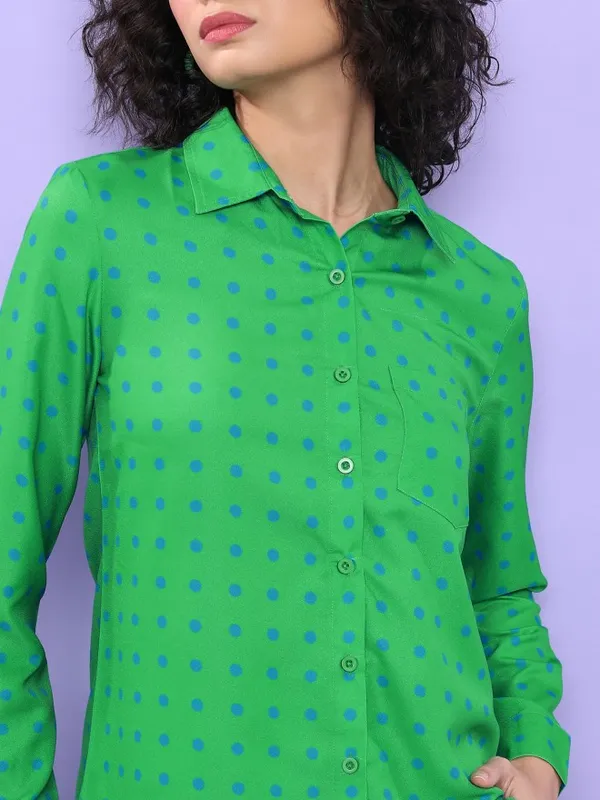  Tokyo Talkies Women Green Printed Casual Shirts