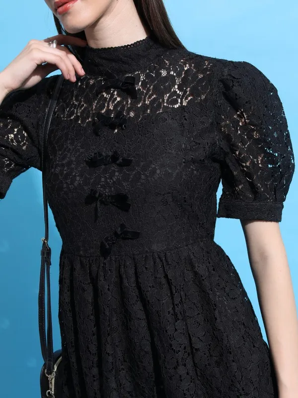  Tokyo Talkies Women Black Solid Fit And Flare Dresses