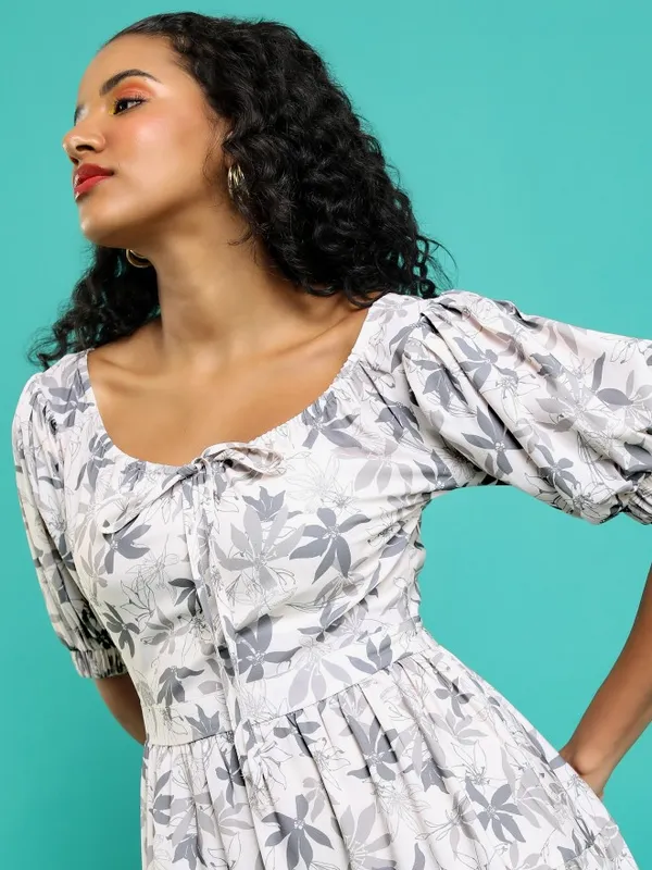  Tokyo Talkies Women Off White Printed Fit And Flare Dresses