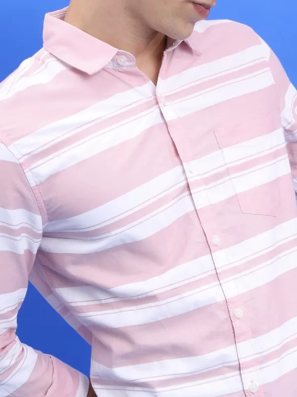 Men Slim Fit Casual Shirt