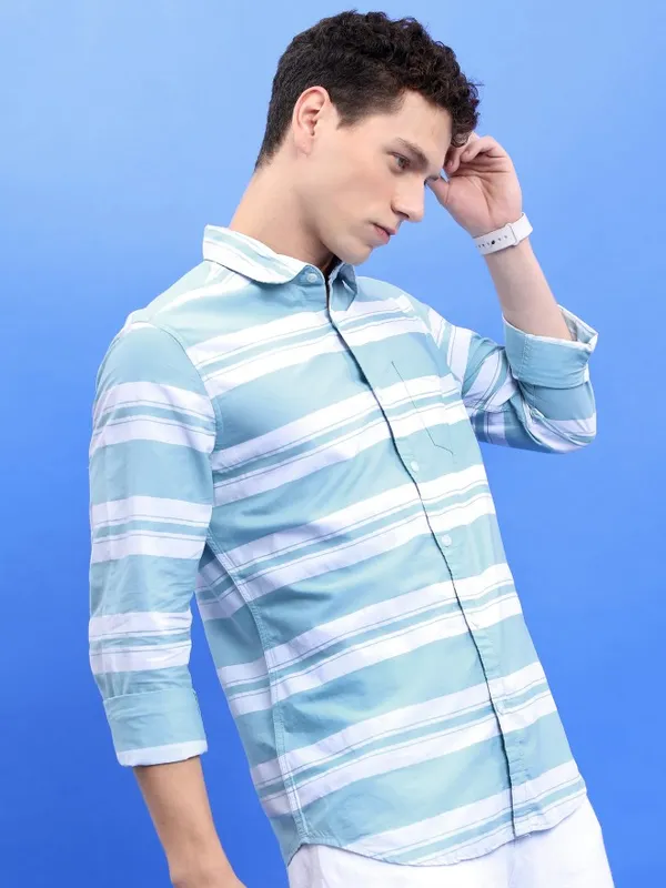 Men Slim Fit Casual Shirt