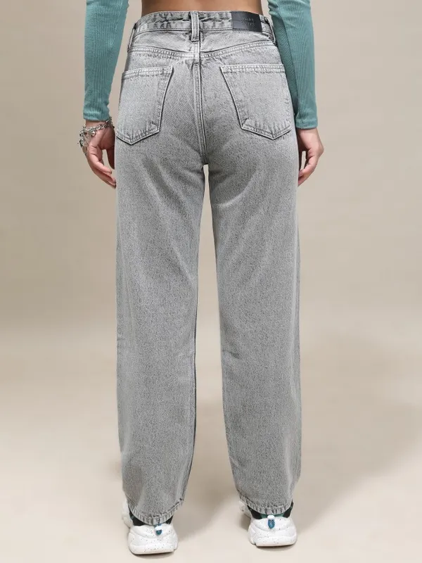Tokyo Talkies Women Grey Straight Fit Jeans