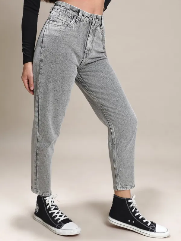 Tokyo Talkies Women Grey Mom Fit Clean Look Jeans